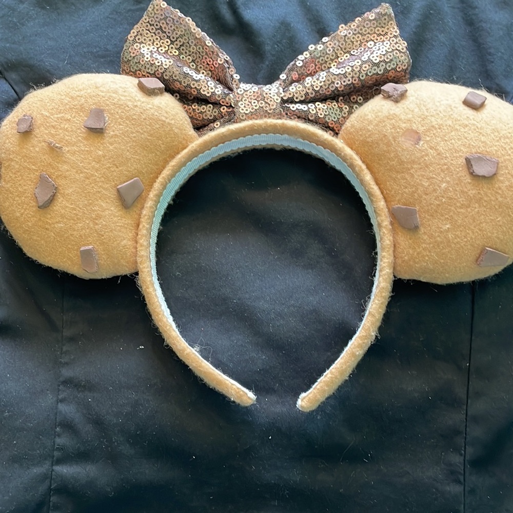 Mickey Mouse Ears - Picture 2 of 2
